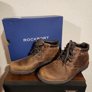 Rockport Storm Surge Plain Toe Boots Size 8.5 Wide